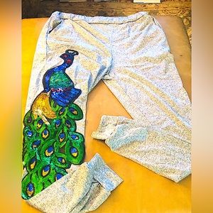 Sparkling Peacock Appliqué Athletic Style Pants In Gray. Woman’s Size M/ L